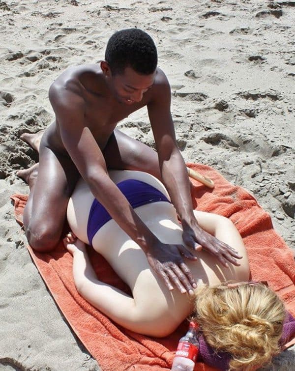 Белые женщины едут на отдых ради пляжного секса с большим черным членом 8 фото