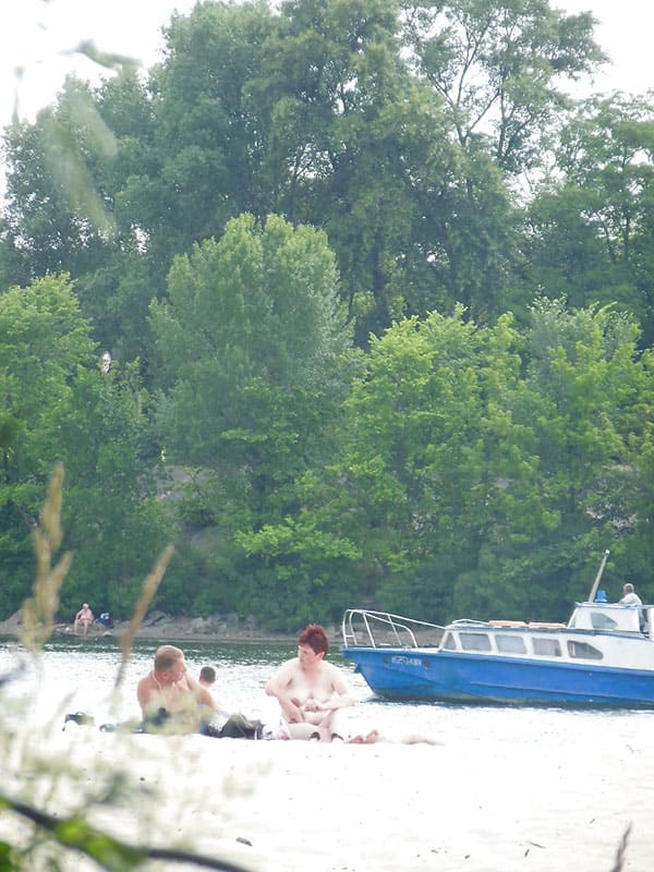 Нудистский пляж в Киеве съемка скрытой камерой 10 фото