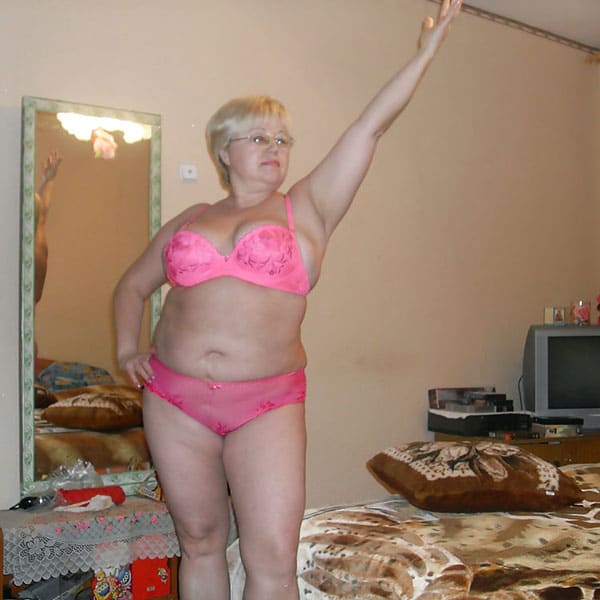 Сексуально озабоченная дама с сайта odnoklassniki 4 фото