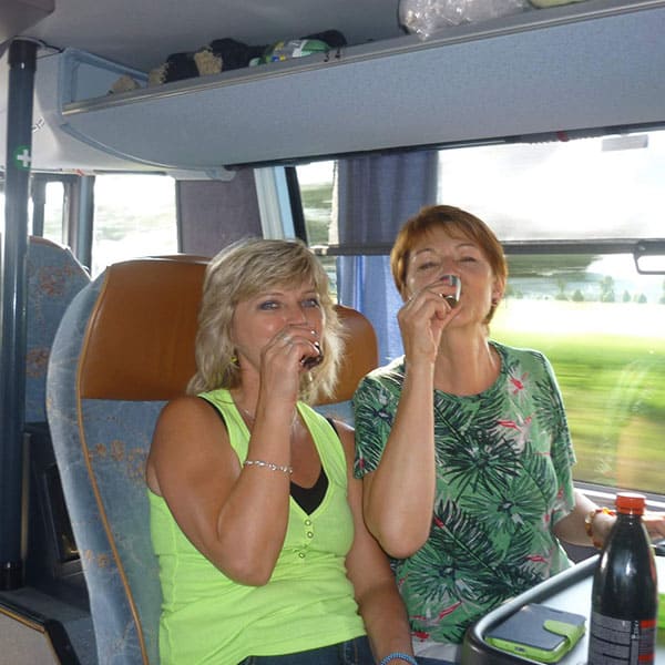 Автобусный тур зрелых женщин по нудистским пляжам Хорватии 39 фото