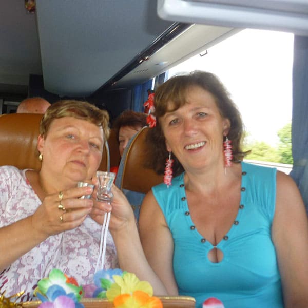 Автобусный тур зрелых женщин по нудистским пляжам Хорватии 42 фото