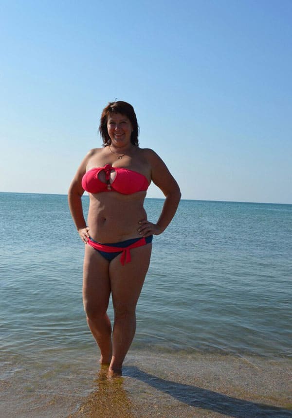 Русские женщины на пляже с большими сиськами 35 фото