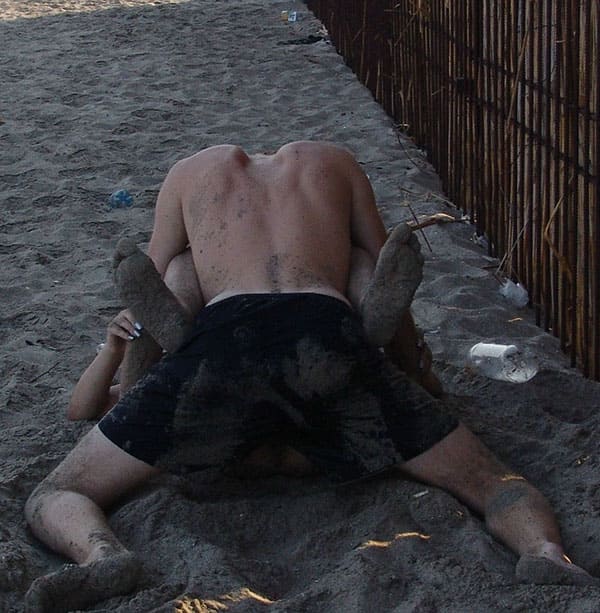 Пьяный секс на пляже Казантипа 4 фото