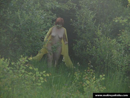 Русские девушки голышом на природе 26 фото
