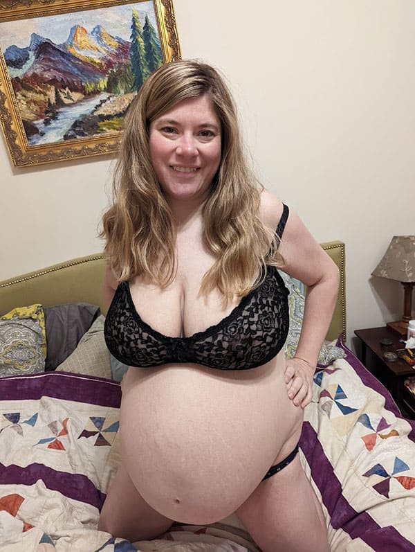 Беременная жена с наливными молочными сиськами 5 фото