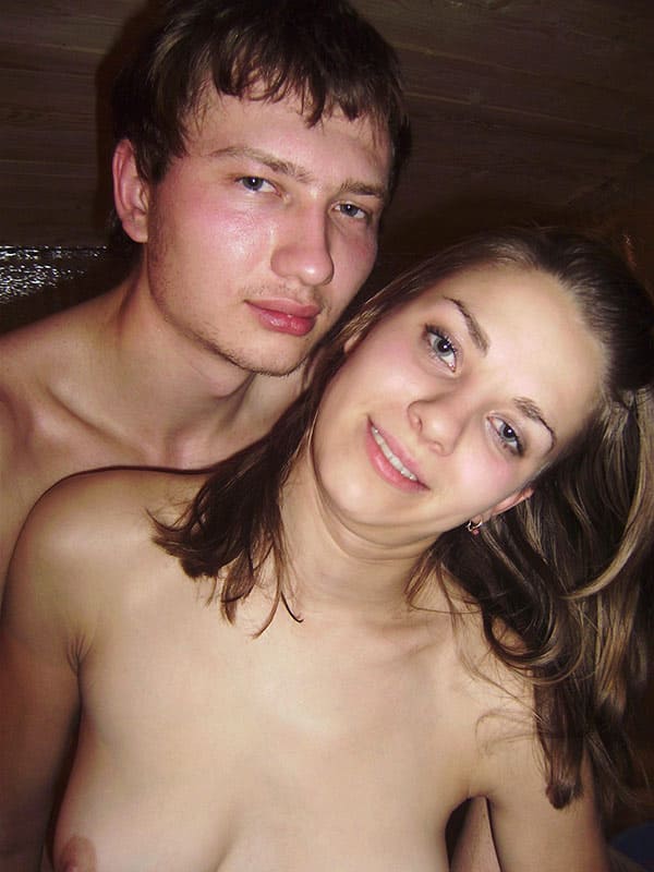 Русская молодежь трахается в бане 26 фото