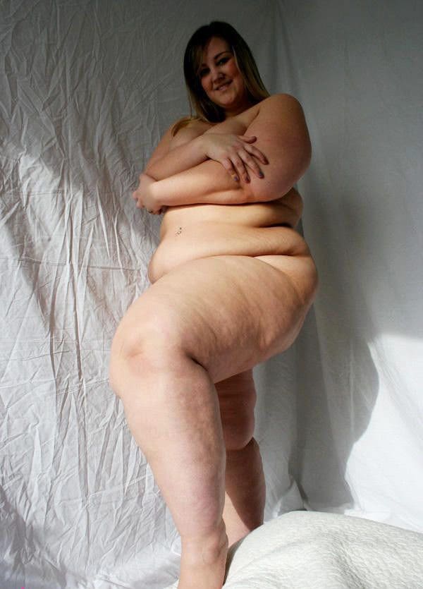 Толстая девушка с большой целлюлитной попой 49 фото