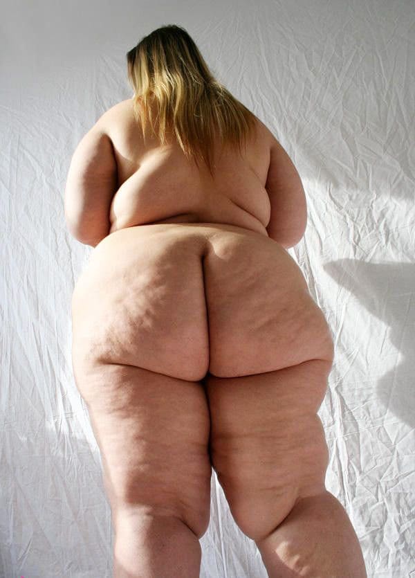 Толстая девушка с большой целлюлитной попой 64 фото