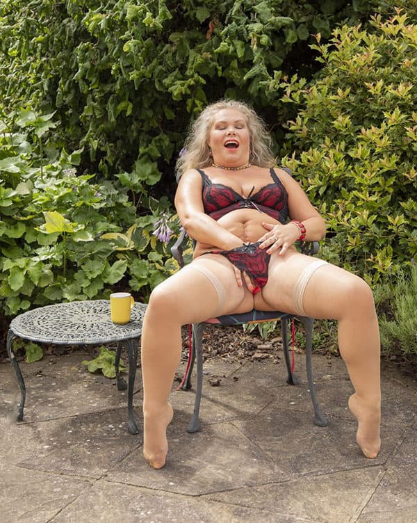 Пышная зрелка с красивым вареником 97 фото