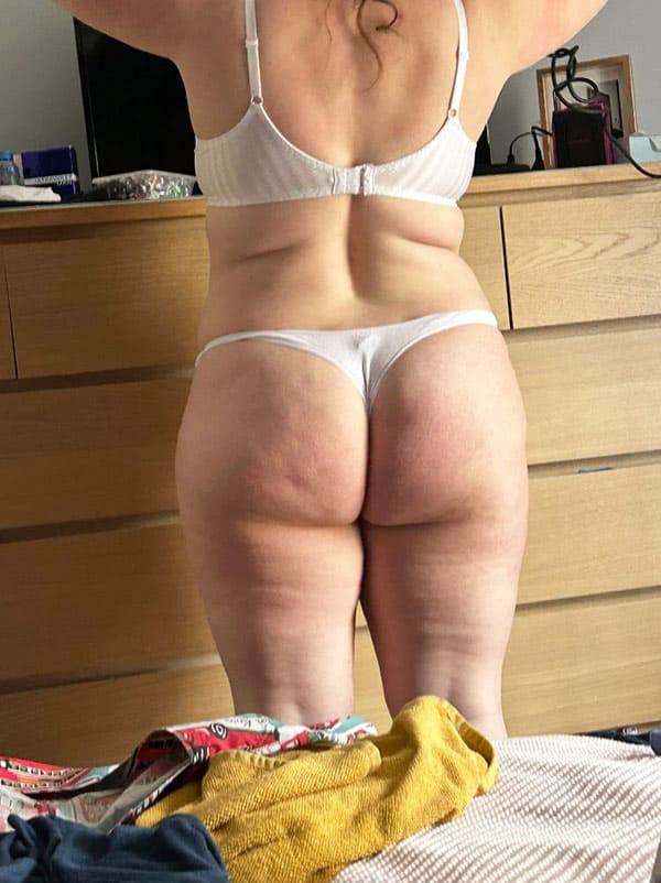 Русские мамки в стрингах 63 фото