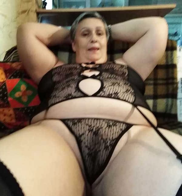 Толстая тёща в секс белье присланное 16 фото