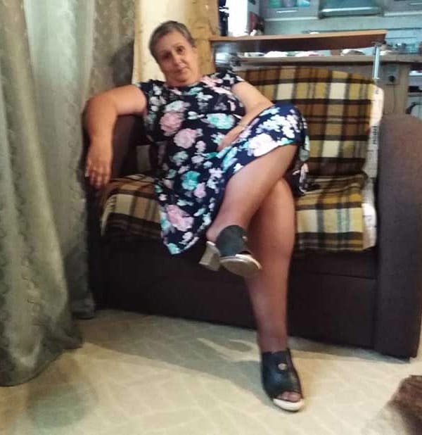 Толстая тёща в секс белье присланное 9 фото