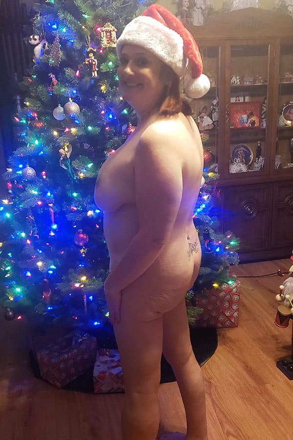 Толстая супруга любит Новый Год 9 фото