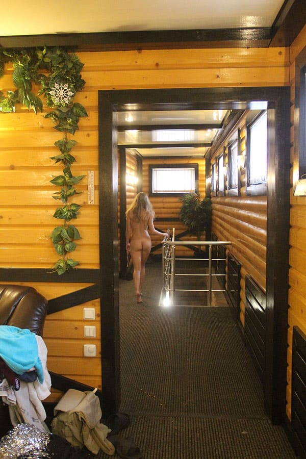 Молодая телочка в русской сауне 47 фото