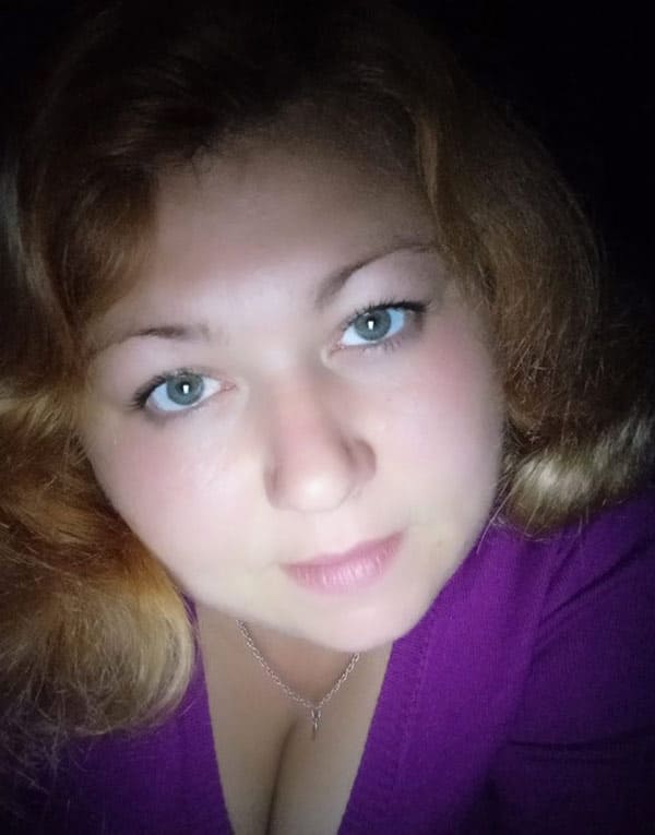 Домашние голые фото молодой толстухи 18 фото