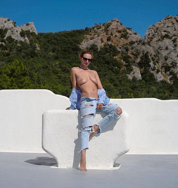 Русская нудистка с красивым телом 9 фото