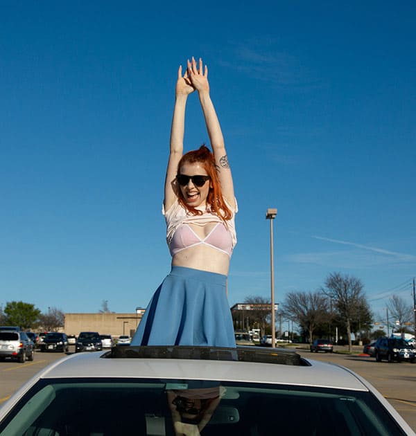 Засветы рыжей девушки в строительном магазине 1 фото