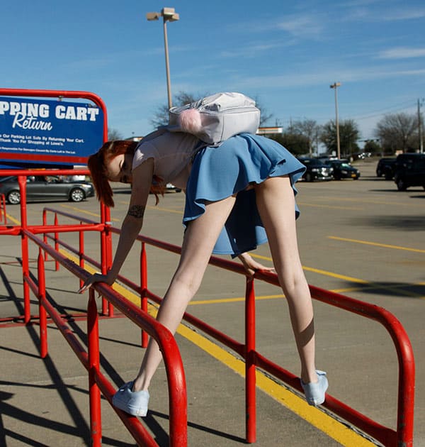 Засветы рыжей девушки в строительном магазине 28 фото