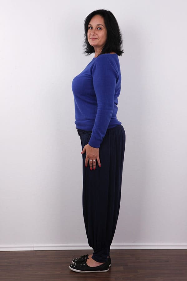 Аппетитная зрелка на порно кастинге 3 фото