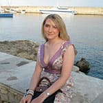 Скромная целка в жизни - госпожа в сексе