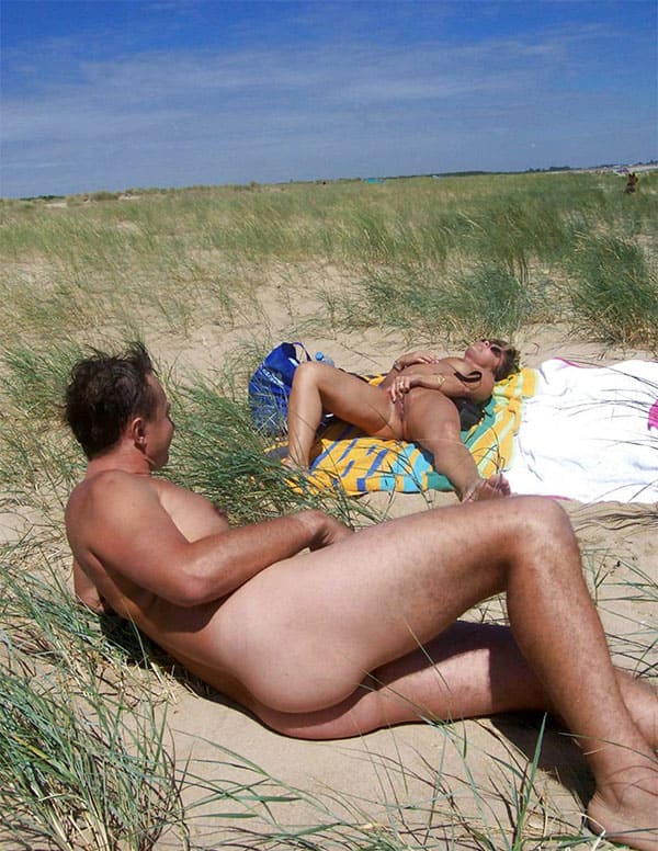Подсмотренный секс на пляже подборка 35 фото