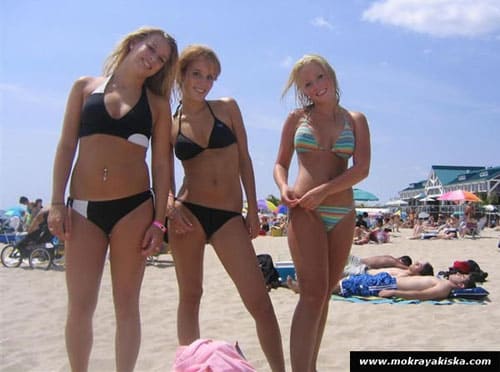 Девушки и женщины на пляже фото 20 фото