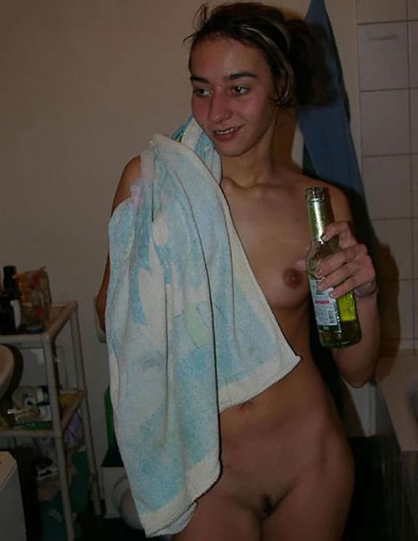 Пьяные русские голые жены 24 фото