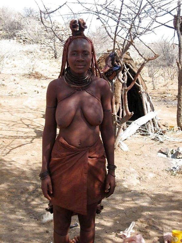 Голые папуаски из племени лесбиянок 35 фото