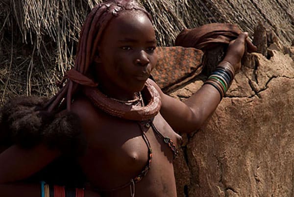 Голые папуаски из племени лесбиянок 52 фото