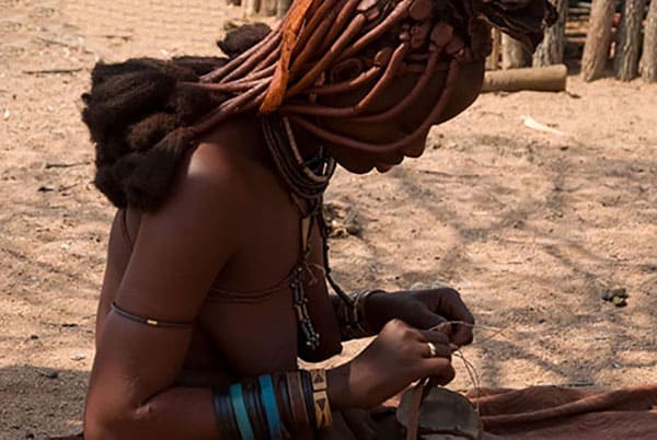 Голые папуаски из племени лесбиянок 53 фото