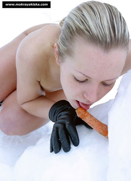 Секс со снеговиком 4 фото
