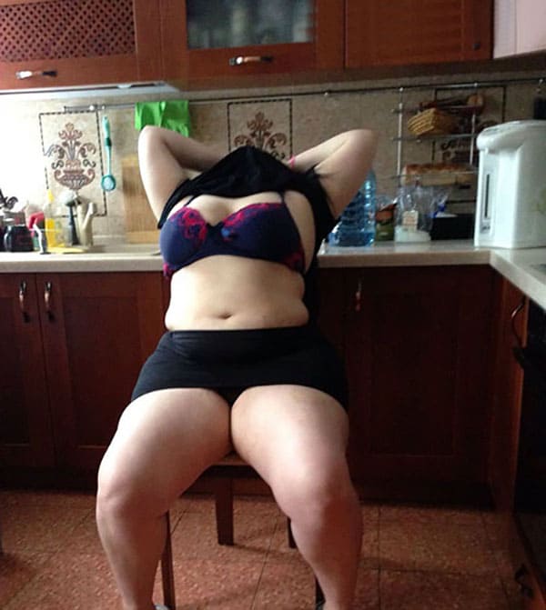 Фото голых девушек на кухне 32 фото